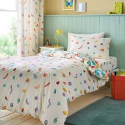 Garden Friends Reversible Duvet Cover and Pillowcase Set - thumbnail 3