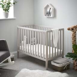 Obaby Bantam Space Saver Cot - thumbnail 1