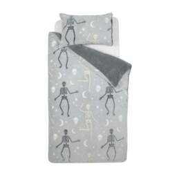 Catherine Lansfield Halloween Skeleton Fleece Duvet and Pillowcase Set - thumbnail 5
