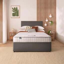 Silentnight Divan Bed With Velvet Paris Headboard and 800 Pocket Sprung Mattress - thumbnail 2