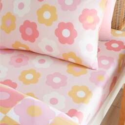Catherine Lansfield Retro Daisy Fitted Sheet - thumbnail 1