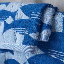 Frazer Fish Cotton Towel - thumbnail 2