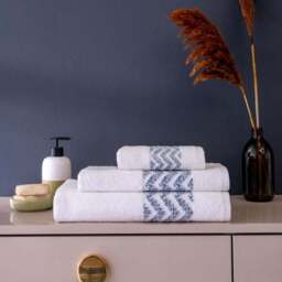 Per La Casa Set of 5 Blue Rakka Jacquard Medium Bathrobe & Towels - thumbnail 5