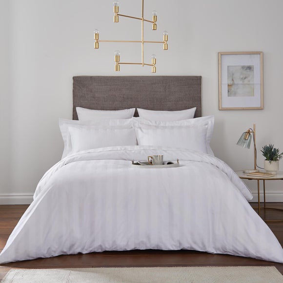 Hotel Stripe 230 Thread Count 100% Cotton Duvet Cover - image 1