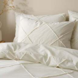 Lotus Tufted 100% Cotton Duvet Cover & Pillowcase Set - thumbnail 2