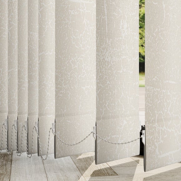 Metz Made to Measure Vertical Blind - image 1