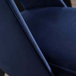 Effy 4 Seater Round Dining Table with 4 Lillia Navy Velvet Dining Chairs - thumbnail 3