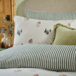 Wylder Robins Return 100% Brushed Cotton Duvet Cover and Pillowcase Set - thumbnail 2