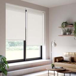 Easy Shade Daylight Made to Measure Roller Blind - thumbnail 3