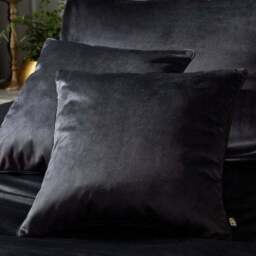 Laurence Llewelyn-Bowen Montrose Blackout Eyelet Curtains - thumbnail 4