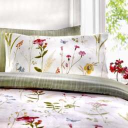 Spring Glade Easy Care Multicoloured Duvet Cover and Pillowcase Set - thumbnail 3