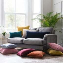 Clara Cotton Velvet Rectangle Cushion - thumbnail 4