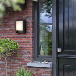 Philips Arbour Integrated LED Outdoor Wall Light - thumbnail 3
