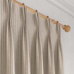 Churchgate Wilson Made to Measure Curtains - thumbnail 3