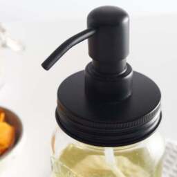 Kilner Liquid Soap & Lotion Dispenser - thumbnail 2