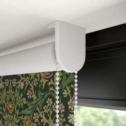 William Morris at Home Blackthorn Velvet Blackout Made to Measure Roller Blind - thumbnail 4
