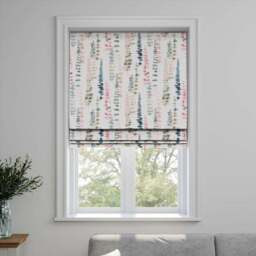 Santa Maria Made to Measure Roman Blind - thumbnail 3