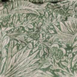 Morris & Co. Marigold Throw Blanket 130cm x 170cm - thumbnail 2