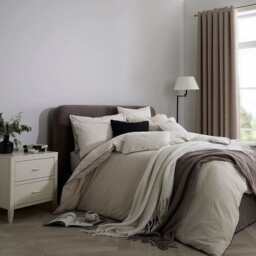 DUSK Cambridge 200 Thread Count Duvet Cover - Natural/Black - Double - thumbnail 4