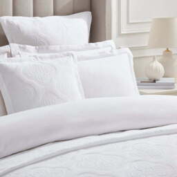DUSK Cannes Matelassé Cushion Cover - White - 50 x 50cm - thumbnail 1