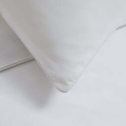 DUSK Pair of Cambridge Pillowcases - 200 Thread Count - Cotton - White - thumbnail 2
