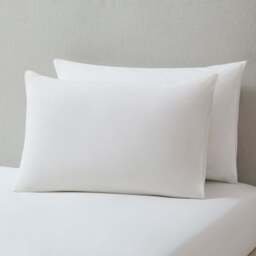 DUSK Pair of Cambridge Pillowcases - 200 Thread Count - Cotton - White - thumbnail 4
