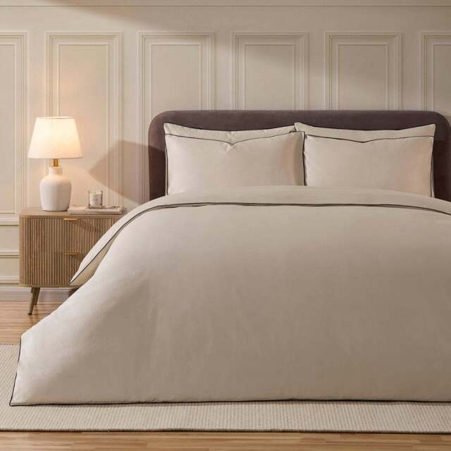 DUSK Cambridge 200 Thread Count Duvet Cover - Natural/Black - Single