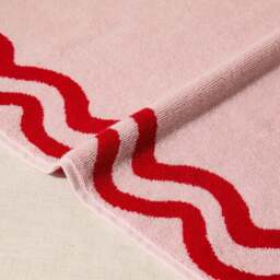 DUSK Scalloped Cotton Towels - Pink/Red - Hand Towel - thumbnail 4