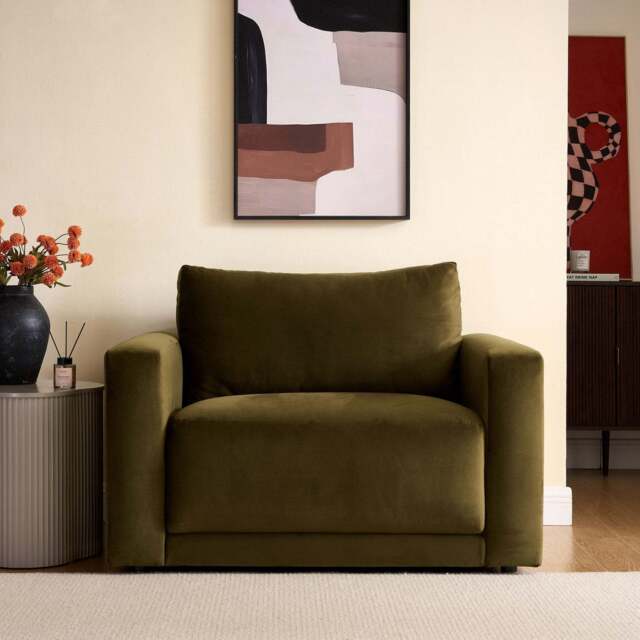 DUSK Chicago Loveseat - Rich Green - image 1