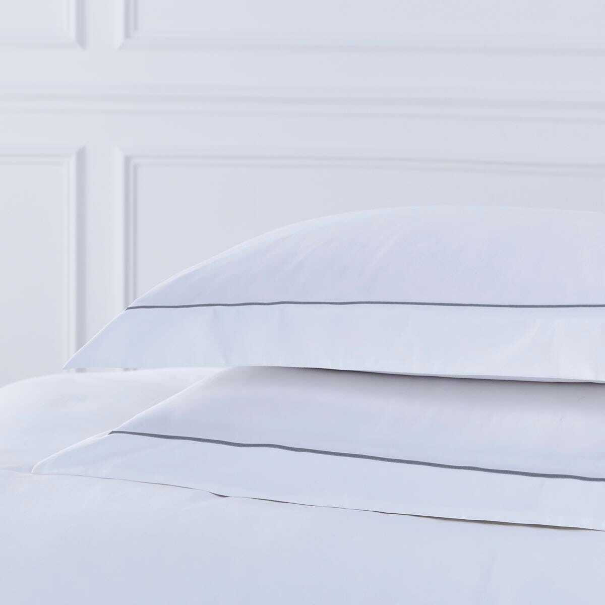 DUSK Pair of Mayfair Oxford Pillowcases - Super King - 400 Thread Count - White/Dark Grey Egyptian Cotton Single Row of Stitched Cord