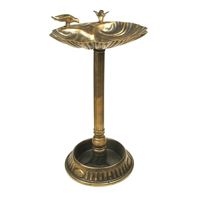 Traditional Clam Shell Bronze Effect Garden Bird Bath With Built-in