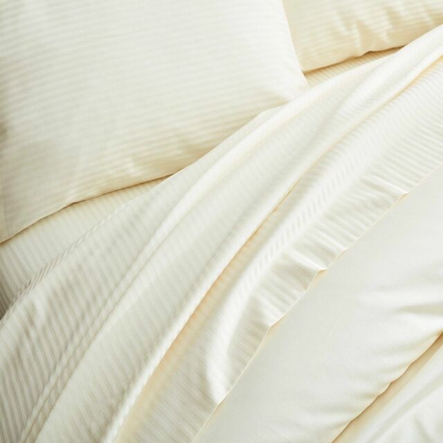 Boutique Stripe 800 Thread Egyptian Cotton Oxford Edge Pillow Cases