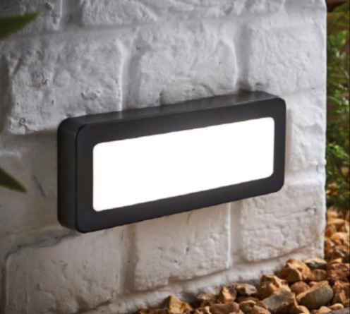 (w10.2) 29191-atr - Breez 5w Led Surface Brick/guide Light -