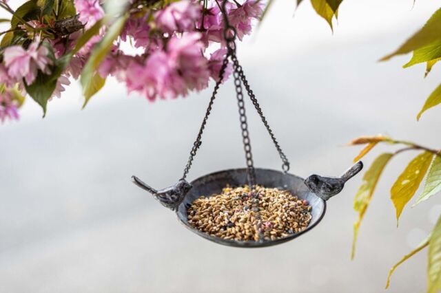 Garden Hanging Bird Feeder Silver Robins Metal Christmas Outdoor Decor