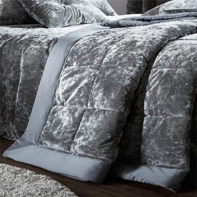 Catherine Lansfield Crushed Velvet Quilted Bedspread Bedding Bedroom