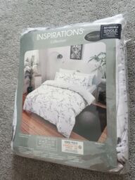 Sleepdown Inspirations Collection Reversible Single Duvet Set