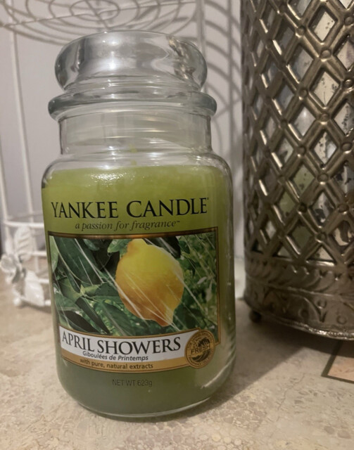 Yankee Candle April Showers Large Jar Single Wick Scented Candle 623g