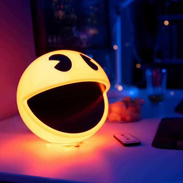 Pac-man 3d Night Light Mood Lamp 12 Sound Remote Control Adjustable