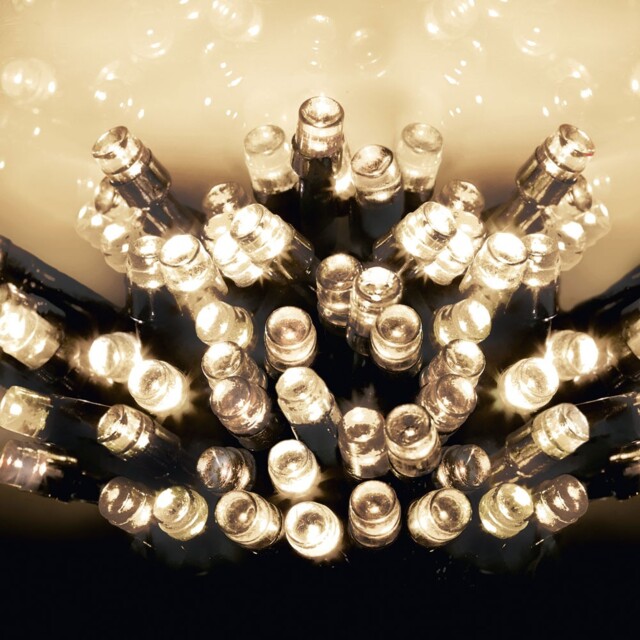 400 Led 40m Premier Battery 8 Function Outdoor Smart Timer Lights Warm