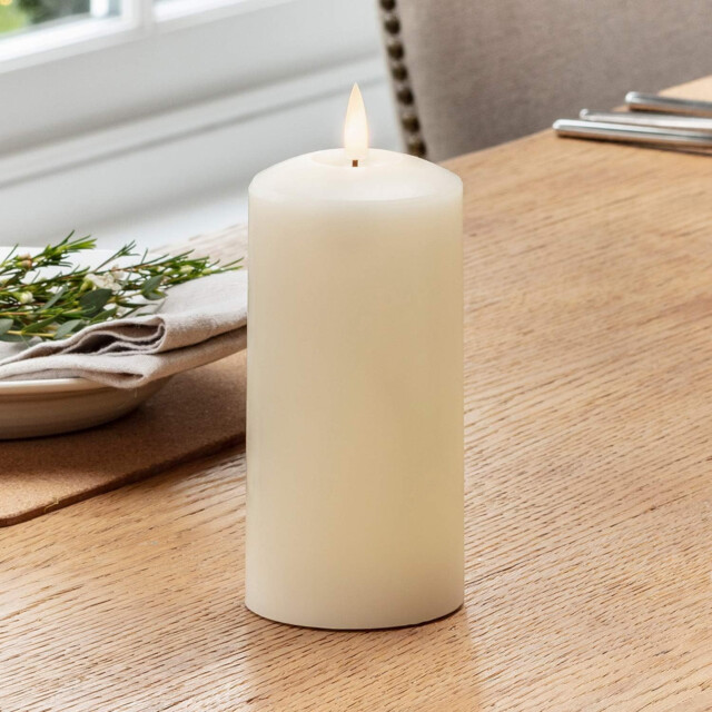 Lights4fun Large Truglow® Pillar Candle Battery Led Flameless With
