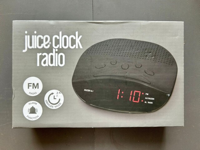 Juice Clock Radio (snooze Mode, Fm Radio) - Black - Brand Ne