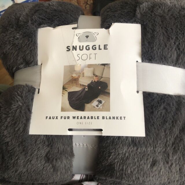 Snuggle Soft Faux Fur Wearable Blanket/adult One Size/dark