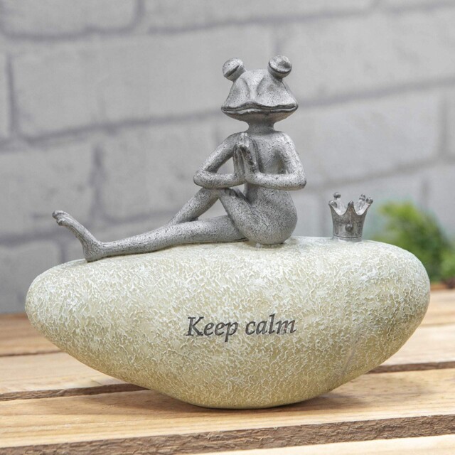 Country Living Frog On Stone Garden Ornament 15.5cm - Keep Calm