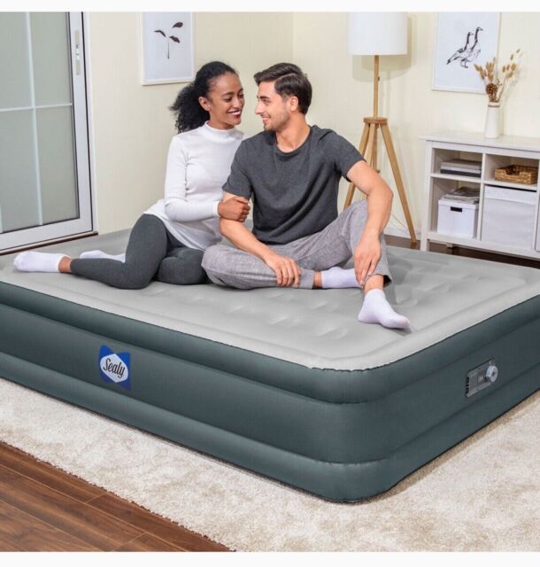 Sealy Fortech Queen Size Airbed With Built-in Pump With Carry Bag