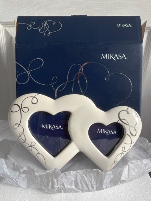 Mikasa Love Story Double Heart Frame 11.5 (29 Cm) In Porcelain