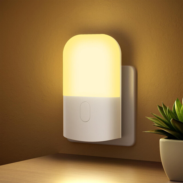 Grifema Gd103uk-1 Night Light Plug In Wall With Dusk To Dawn 1 Pack,