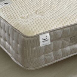 Pocket Sprung Mattress, Bamboo 2000 Memory And Reflex Foam Medium Firm