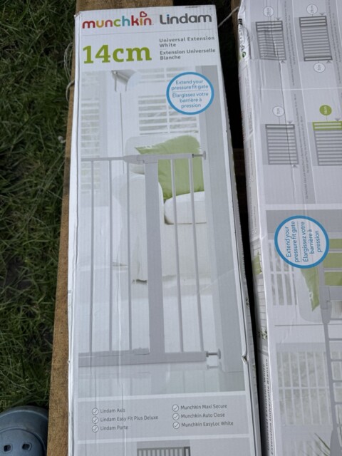 Lindam By Munchkin 14 Cm Pressure Fit Universal Gate Extension, White