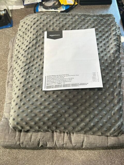 Amazon Basics 7.7kg Weighted Blanket With Minky Duvet Cover - Ad790