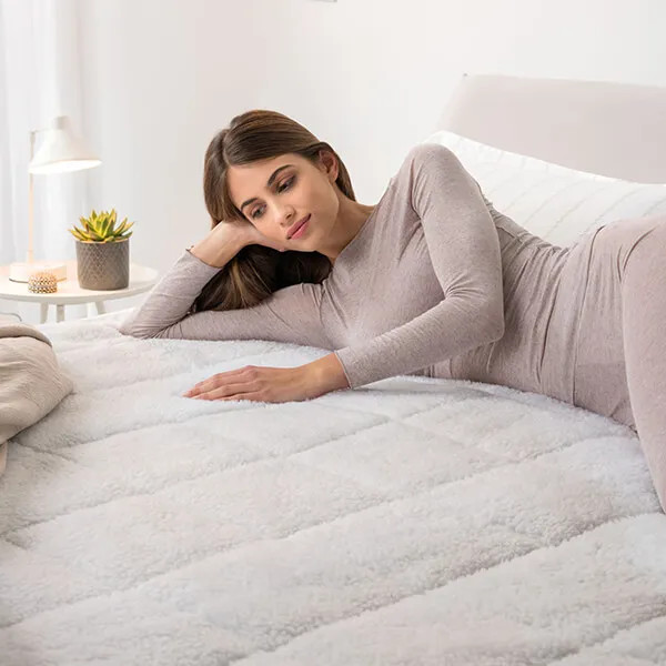 Dreamland Hunker Down Scandi Sherpa Under Blanket Double Dual